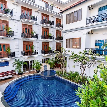 Rithy Rin Angkor Hotel Siem Reap Exterior photo